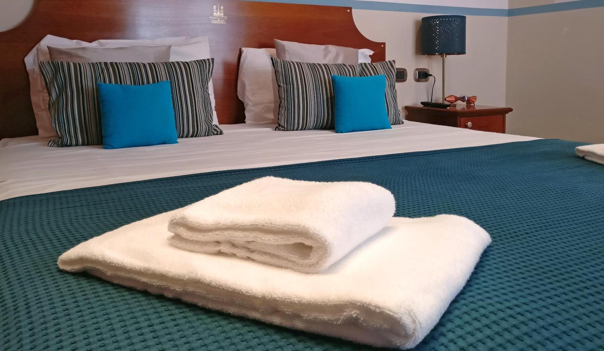 Spagna Dream Suites Рим Экстерьер фото